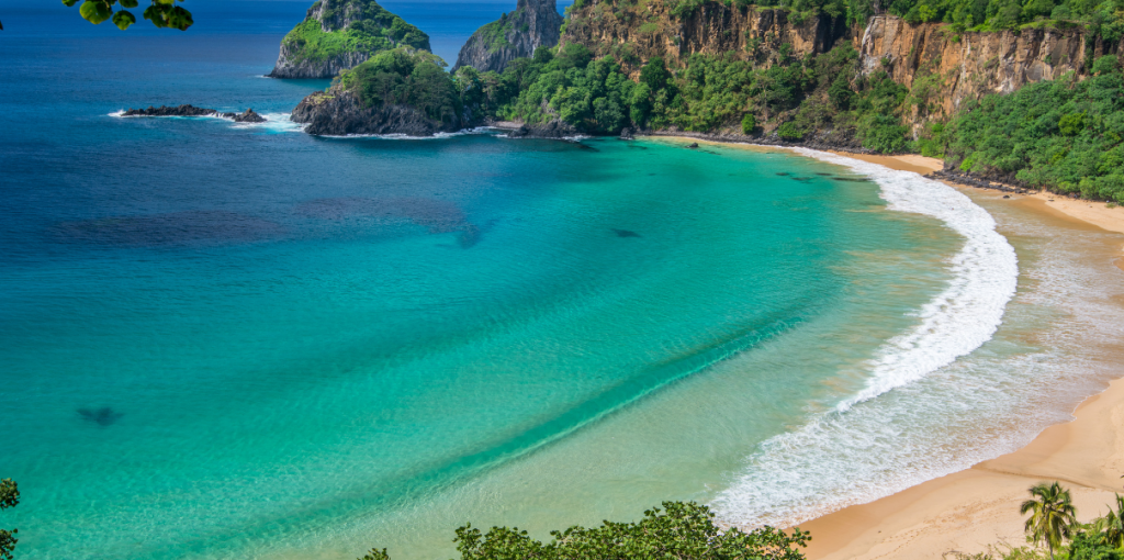 6. Baía do Sancho, Fernando de Noronha, Pernambuco: piscinas naturais paradisíacas