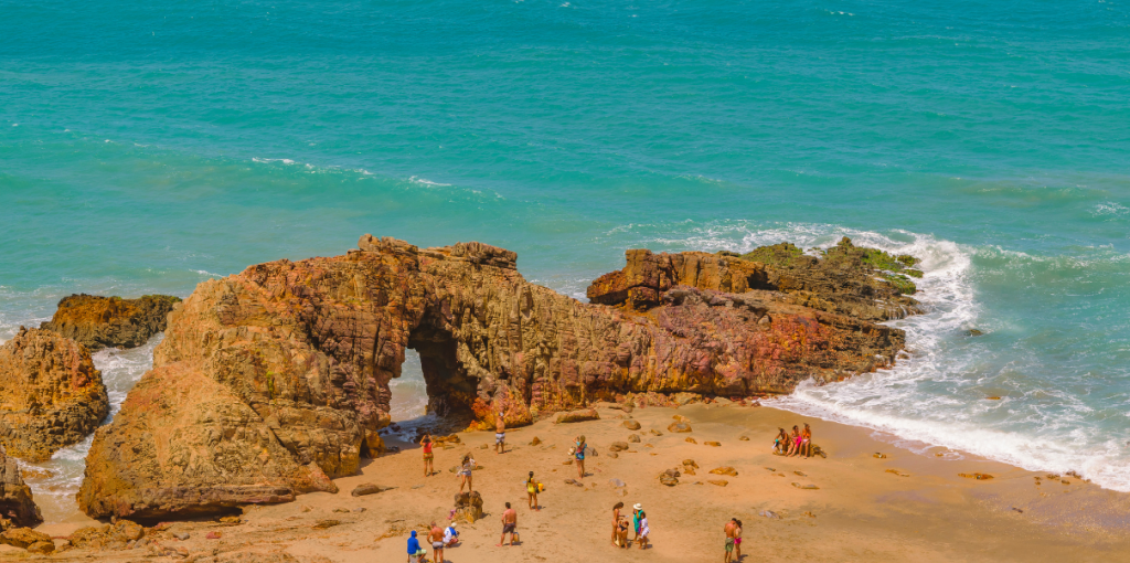 2. Jericoacoara, Ceará: dunas, lagoas e muita aventura